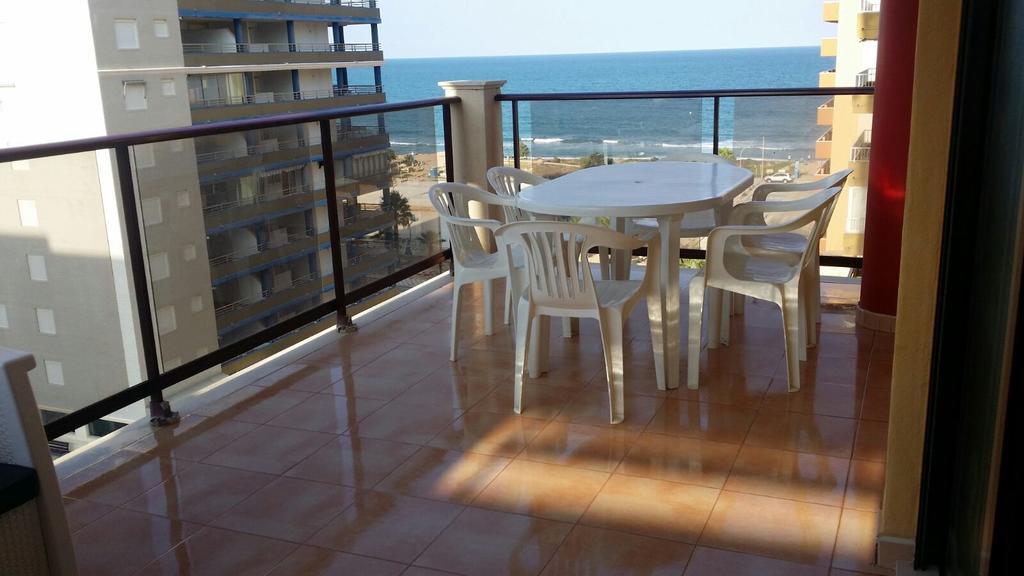 Ferienwohnung Apartamento Con Vista Al Mar Tavernes de la Valldigna Exterior foto