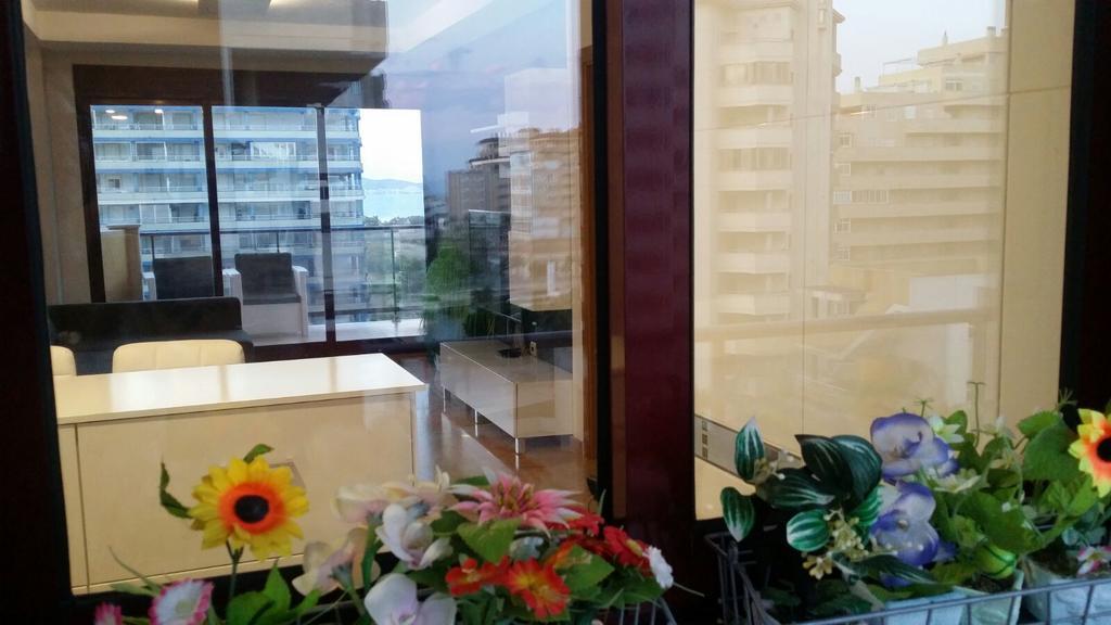 Ferienwohnung Apartamento Con Vista Al Mar Tavernes de la Valldigna Exterior foto